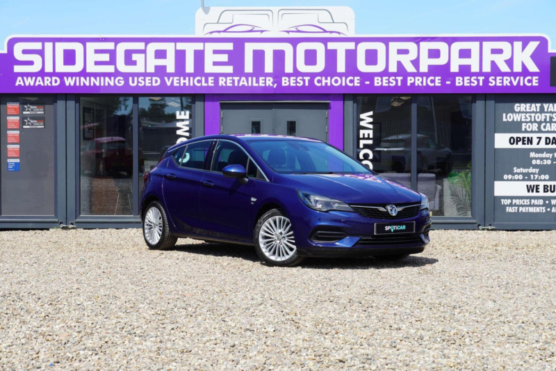 2019 Vauxhall Astra 1.2 Turbo Elite Nav Euro 6 (s/s) 5dr in Blue — image 1