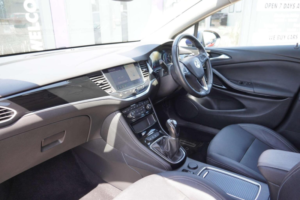 2019 Vauxhall Astra 1.2 Turbo Elite Nav Euro 6 (s/s) 5dr in Blue — image 3