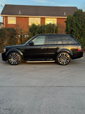 2009 Land Rover Range Rover Sport 3.0 Td V6 Hse in Black — image 6