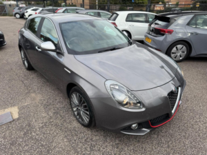 2016 Alfa Romeo Giulietta 1.4 Tb Multiair Super Tct Euro 6 (s/s) 5dr in Grey — image 5
