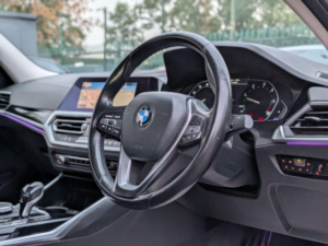 2020 BMW 3 Series 2.0 318d Mht Se Auto Euro 6 (s/s) 4dr in Black — image 2