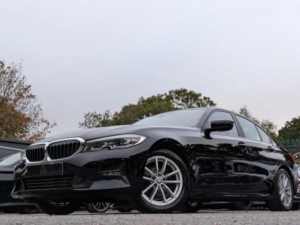 2020 BMW 3 Series 2.0 318d Mht Se Auto Euro 6 (s/s) 4dr in Black — image 5