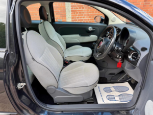 2013 Fiat 500 1.2 Lounge Euro 4 3dr in Black — image 3