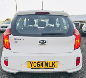 2014 Kia Picanto 1.0 Vr7 in White — image 5