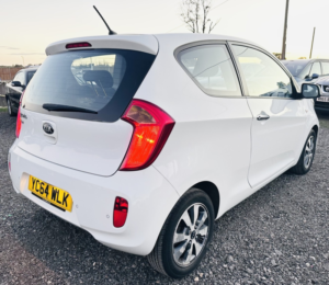 2014 Kia Picanto 1.0 Vr7 in White — image 6