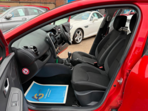 2018 Renault Clio 1.2 16v Dynamique Nav Euro 6 5dr in Red — image 4