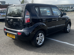 2010 Kia Soul 1.6 Crdi 2 in Black — image 3
