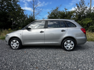 2012 Skoda Fabia 1.6 Tdi S in Beige — image 6