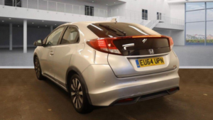 2014 Honda Civic 1.8 I-Vtec Sr Auto Euro 5 5dr in Silver — image 5
