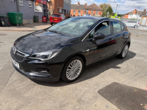 2018 Vauxhall Astra 1.6i Turbo Gpf Elite Nav Euro 6 (s/s) 5dr in Black — image 5