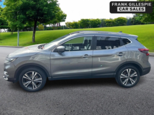 2017 Nissan Qashqai 1.5 Dci N-Connecta Euro 6 (s/s) 5dr in Grey — image 2