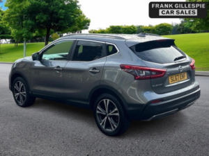 2017 Nissan Qashqai 1.5 Dci N-Connecta Euro 6 (s/s) 5dr in Grey — image 6
