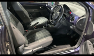 2016 Volkswagen Up! 1.0 Club Up! Euro 6 3dr in Blue — image 3
