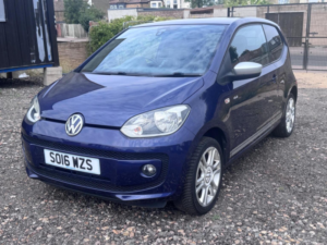 2016 Volkswagen Up! 1.0 Club Up! Euro 6 3dr in Blue — image 5