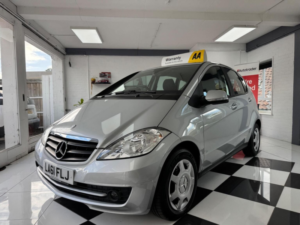 2011 Mercedes-Benz A Class 1.5 A160 Classic Se CVT 5dr in Silver — image 3