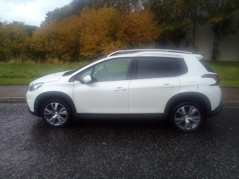 2019 Peugeot 2008 1.5 Bluehdi Allure Premium in White — image 1