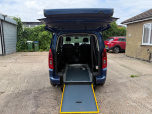 2023 Vauxhall Combo Life Se M S/s in Blue — image 3