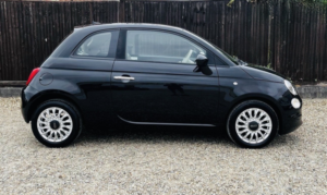 2021 Fiat 500 1.0 1.0 70hp Mild Hybrid Lounge in Black — image 2