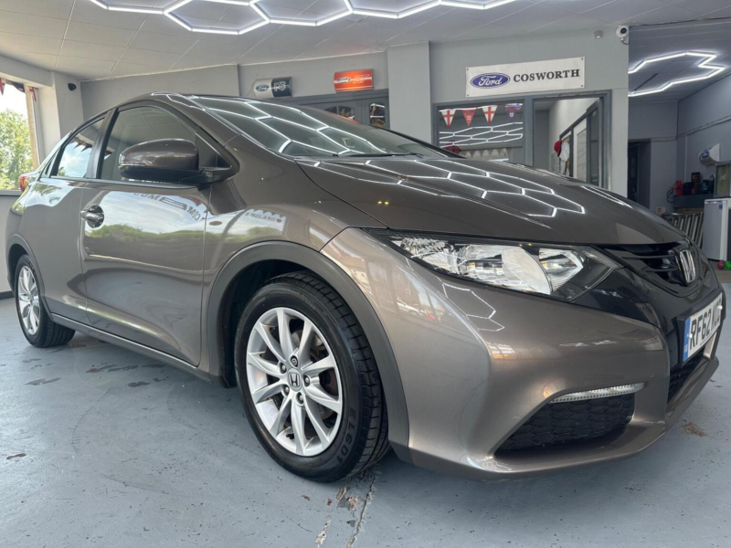 2013 Honda Civic 1.8 I-Vtec Se Euro 5 (s/s) 5dr in Brown — image 1