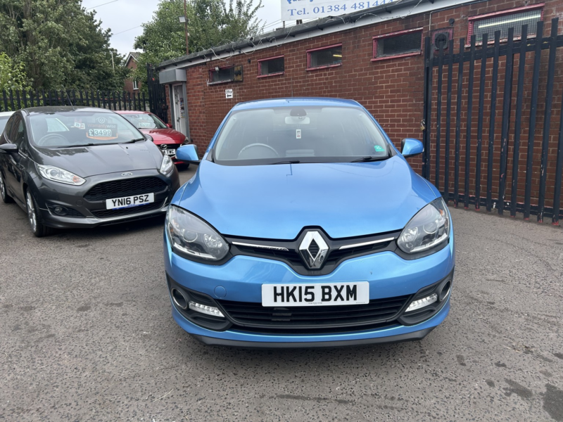 2015 Renault Megane 1.5 Dynamique Tomtom Energy Dci 110 Stop & Start in Blue — image 1