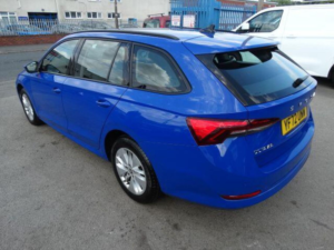 2023 Skoda Octavia 2.0 Tdi Se Technology Euro 6 (s/s) 5dr in Blue — image 6