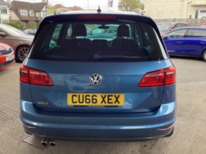 2016 Volkswagen Golf Sv 1.4 Tsi Bluemotion Tech Act Gt Euro 6 (s/s) 5dr in Blue — image 6