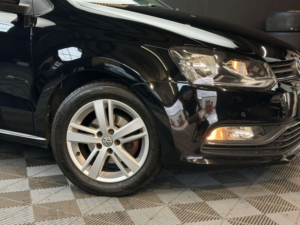 2016 Volkswagen Polo 1.2 Tsi Bluemotion Tech Match Hatchback 3dr Petrol Manual Euro 6 (s/s) (90 Ps) in Black — image 3