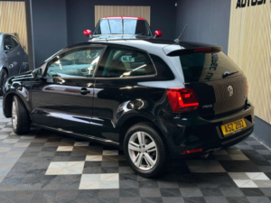 2016 Volkswagen Polo 1.2 Tsi Bluemotion Tech Match Hatchback 3dr Petrol Manual Euro 6 (s/s) (90 Ps) in Black — image 5