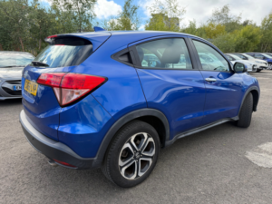 2016 Honda Hr-V 1.6 I-Dtec Se Navi SUV 5dr Diesel Manual Euro 6 (s/s) (120 Ps) in Blue — image 4