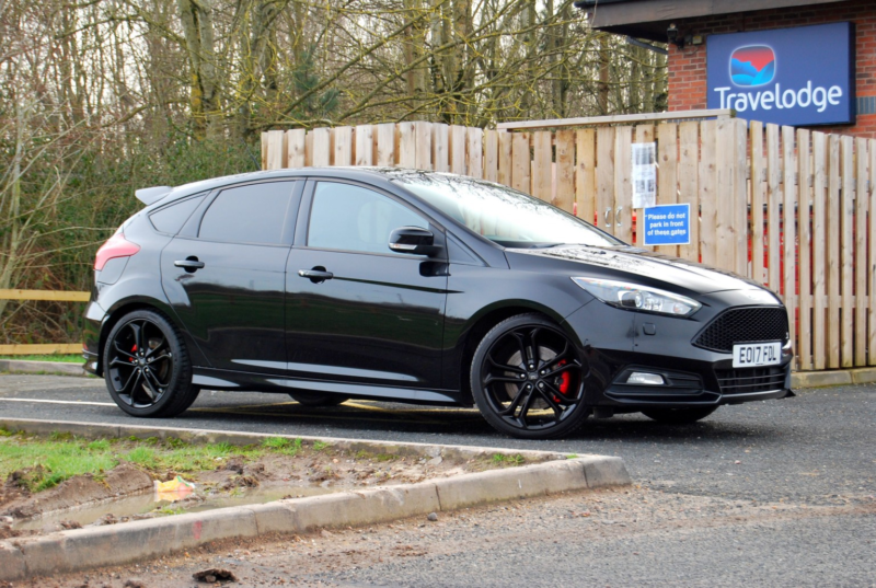 2017 Ford Focus St-3 2.0 Ecoboost - 31,400 Miles. Full Ford History. 2 Owners. Sync 3, 19inch, Camera. Black - Sold in Black — image 1