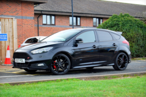2017 Ford Focus St-3 2.0 Ecoboost - 31,400 Miles. Full Ford History. 2 Owners. Sync 3, 19inch, Camera. Black - Sold in Black — image 5