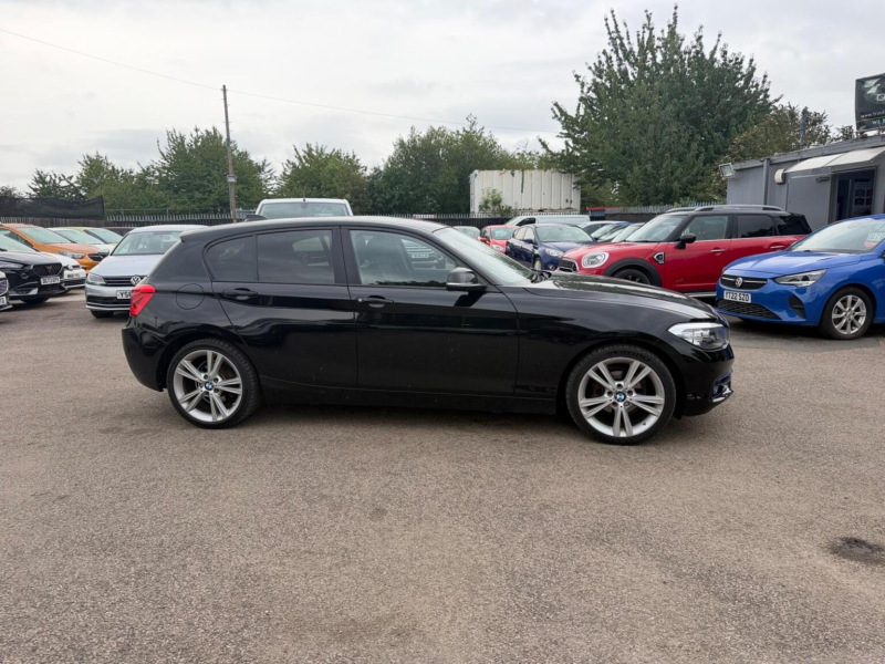 2016 BMW 1 Series 2.0 118d Sport Euro 6 (s/s) 5dr in Black — image 1
