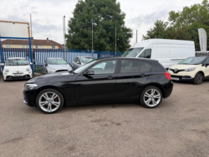 2016 BMW 1 Series 2.0 118d Sport Euro 6 (s/s) 5dr in Black — image 3