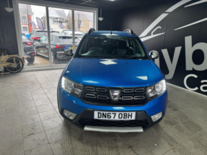 2017 Dacia Sandero Stepway 1.5 Dci Laureate Euro 6 (s/s) 5dr in Blue — image 2