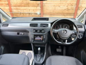 2018 Volkswagen Caddy Maxi Life 4 SEAT Auto Wheelchair Accessible Disabled Access Vehicle Wav in Blue — image 2