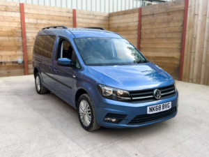 2018 Volkswagen Caddy Maxi Life 4 SEAT Auto Wheelchair Accessible Disabled Access Vehicle Wav in Blue — image 5