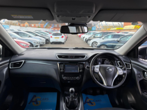 2016 Nissan X-Trail 1.6 Dci N-Tec 4WD Euro 6 (s/s) 5dr in Grey — image 2