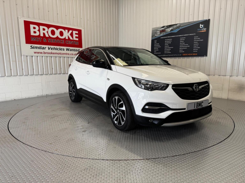 2018 Vauxhall Grandland X 1.2 Turbo Elite Nav Euro 6 (s/s) 5dr in White — image 1