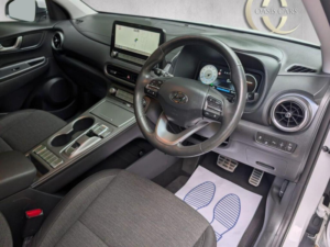2021 Hyundai Kona 64kwh Premium Auto 5dr (10.5kw Charger) in White — image 2