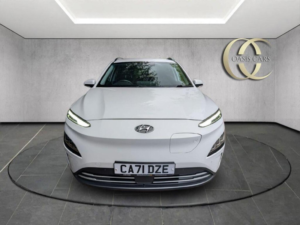 2021 Hyundai Kona 64kwh Premium Auto 5dr (10.5kw Charger) in White — image 4