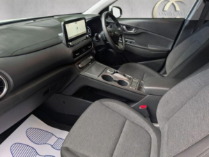 2021 Hyundai Kona 64kwh Premium Auto 5dr (10.5kw Charger) in White — image 6