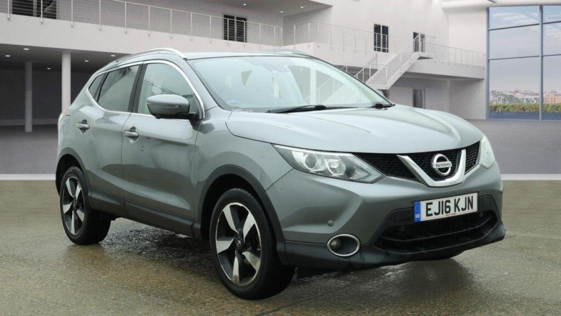2016 Nissan Qashqai 1.2 Dig-T N-Connecta 2WD Euro 6 (s/s) 5dr in Grey — image 1