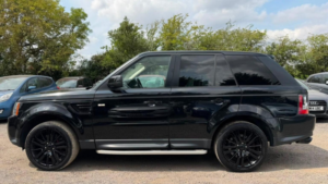 2011 Land Rover Range Rover Sport 3.0 Td V6 Hse Commandshift 4WD Euro 5 5dr in Black — image 4