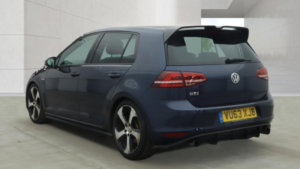 2013 Volkswagen Golf 2.0 Tsi Bluemotion Tech Gti in Blue — image 3