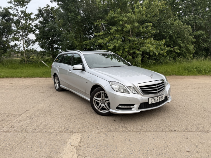 2012 Mercedes-Benz E Class 2.1 E250 Cdi Blueefficiency Sport in Silver — image 1