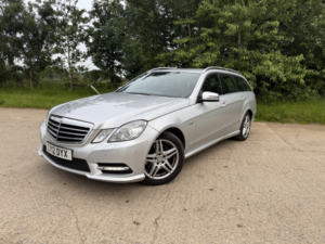 2012 Mercedes-Benz E Class 2.1 E250 Cdi Blueefficiency Sport in Silver — image 2