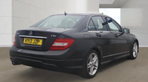 2013 Mercedes-Benz C Class 2.1 C220 Cdi Blueefficiency Amg Sport G-Tronic+ Euro 5 (s/s) 4dr in Black — image 4