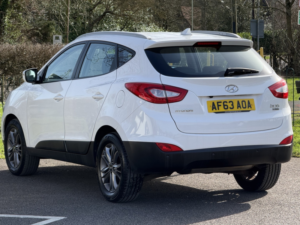 2013 Hyundai Ix35 1.7 Crdi Se in White — image 2