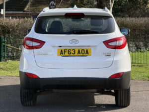 2013 Hyundai Ix35 1.7 Crdi Se in White — image 4