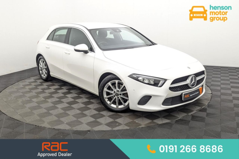 2020 Mercedes-Benz A Class 2.0 A200d Sport (executive) Hatchback 5dr Diesel 8g-Dct Euro 6 (s/s) (150 Ps) in White — image 1